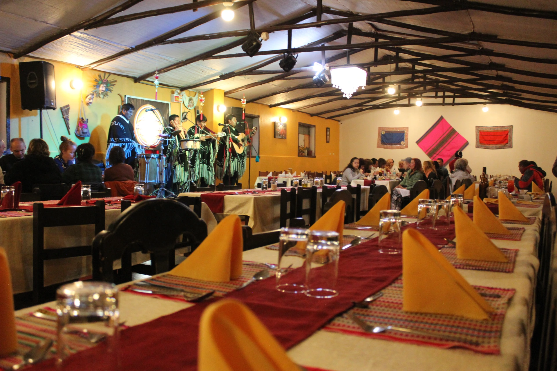 Restaurante Peña Show -"Colca Tusuy"